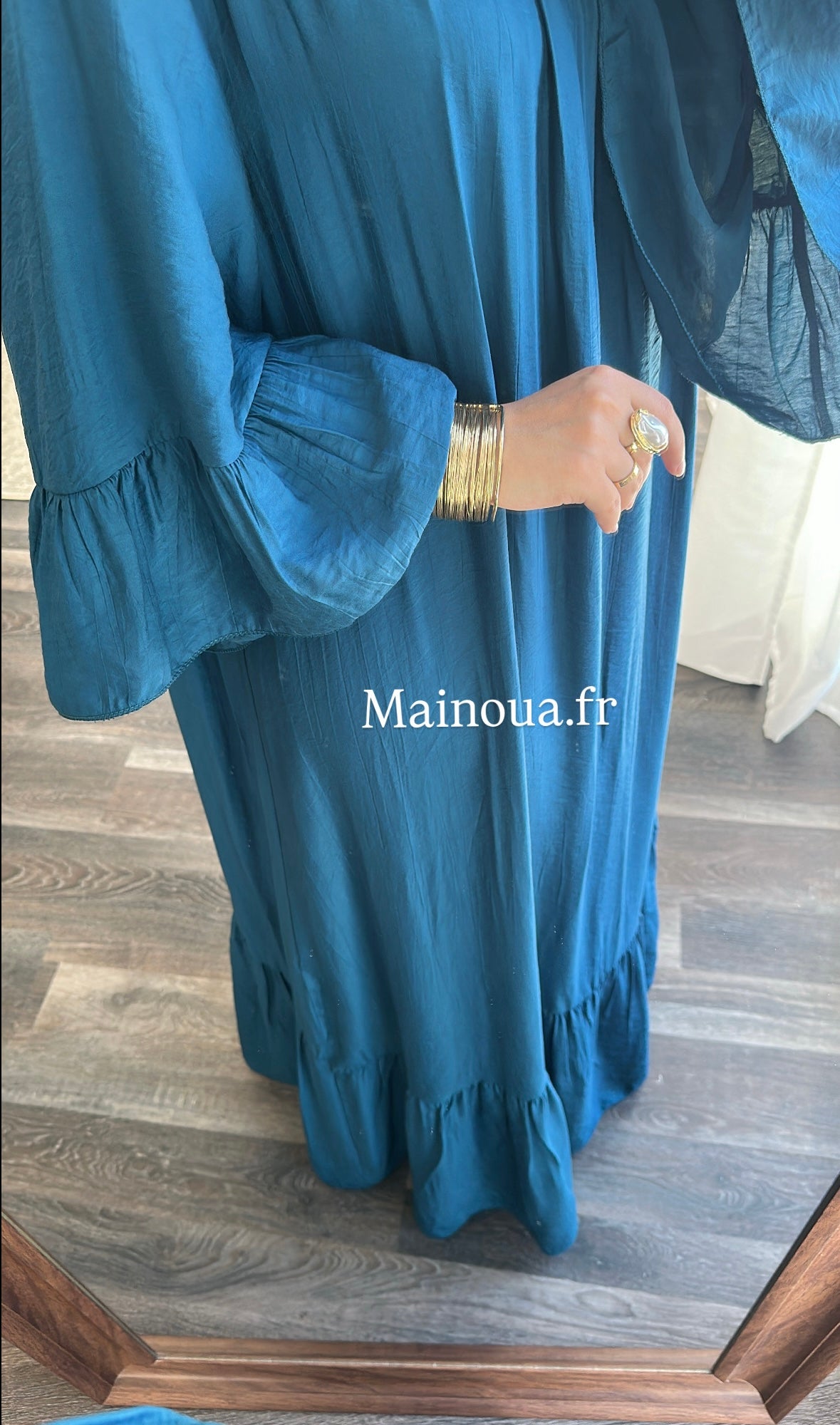 Robe bleu paon