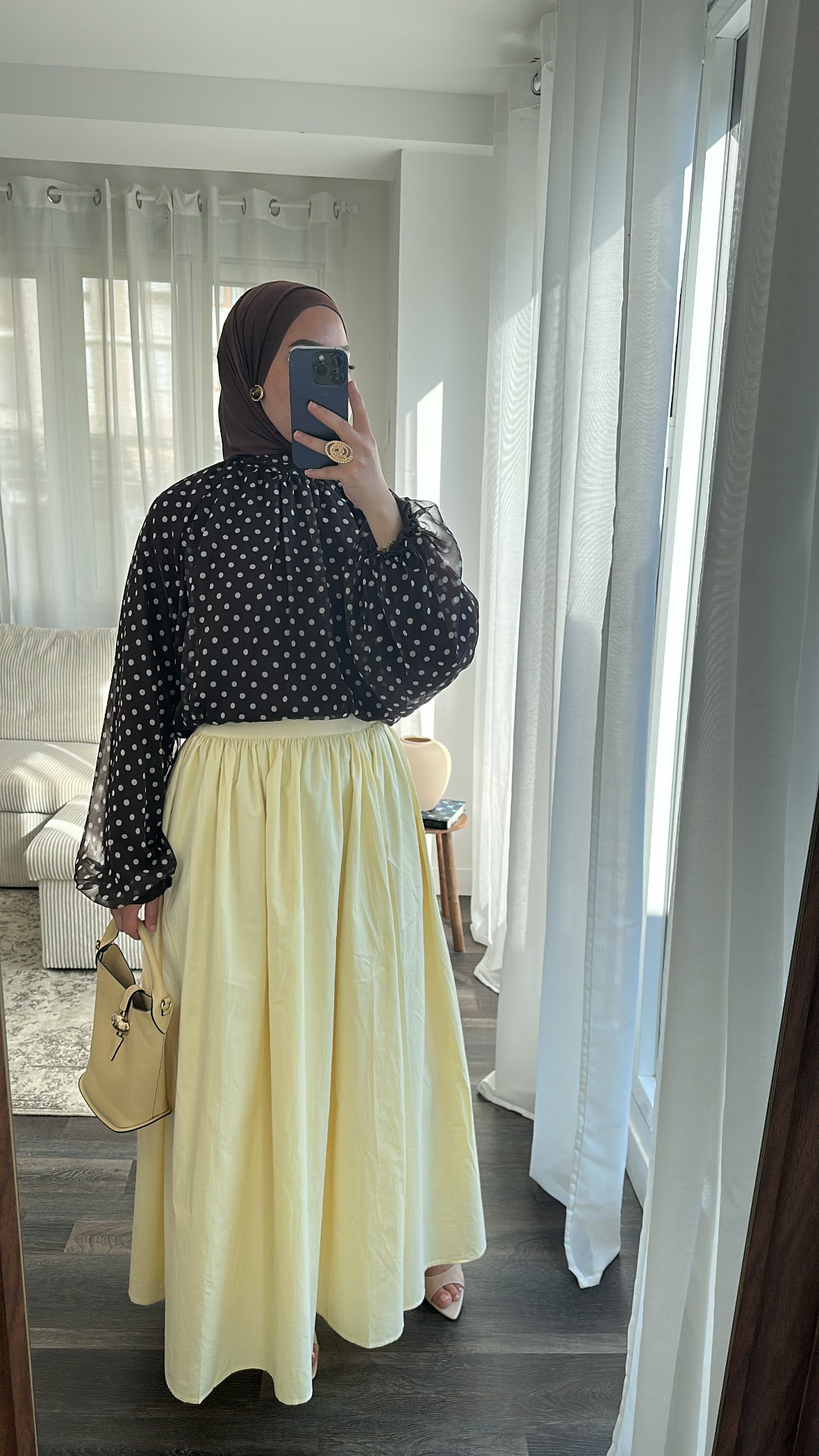 Blouse marron à pois